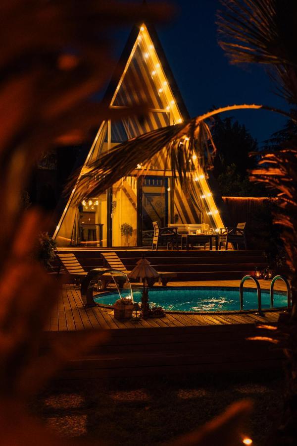 Bloom Sapanca - Palm Bungalov Villa Bagian luar foto